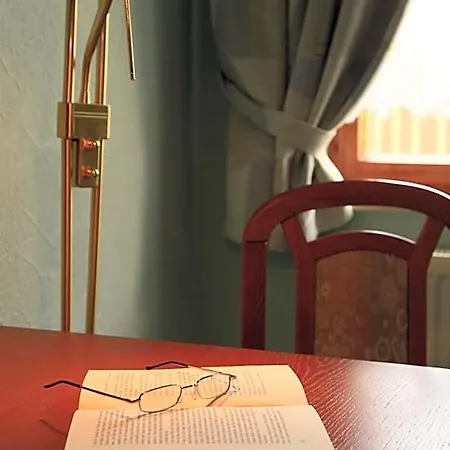 Zur Fernmuehle فندق